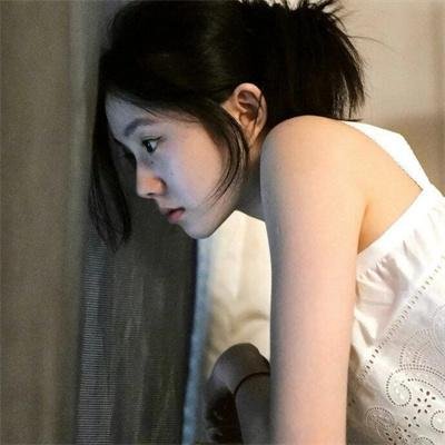 当四叶草碰上剑尖时粤语